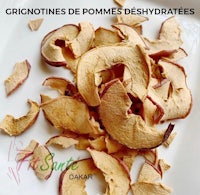 a plate of apple slices with the words cinnaines pompes deshydrateurs